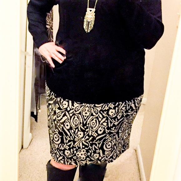 modamix Dresses & Skirts - Modamix Pencil Skirt with silver threading
